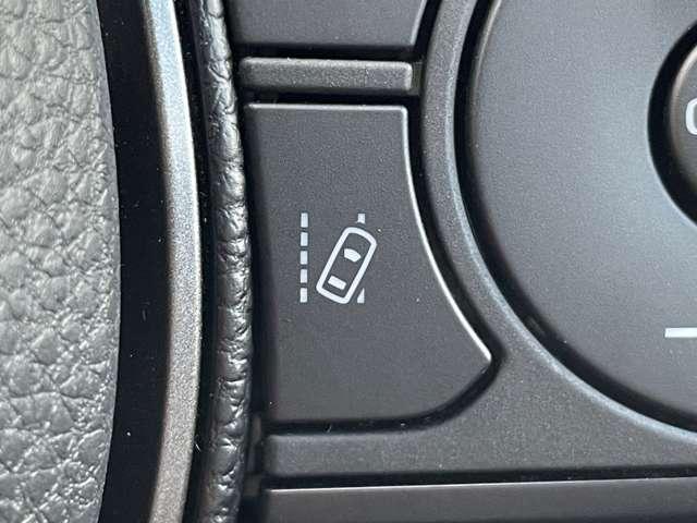 �u�k�c�`�i�Ԑ���E�x��j�v�@���s���Ɏԗ����Ԑ�����͂ݏo���Ȃ��悤�A�h���C�o�[�ɒ��ӂ𑣂��܂���