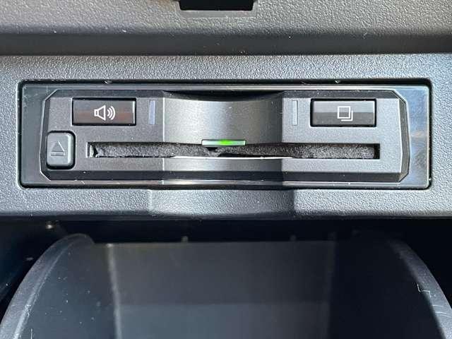 ヴェルファイア ２．５Ｚ　Ａエディション　ゴールデンアイズ　ＴＲＤエアロパーツ＆フロントグリル／テイン車高調／ＷＯＲＫ２０インチアルミ／アルパイン１１インチメモリーナビ／１２．８型フリップダウンモニター／両側パワースライドドア／パワーバックドア／ＬＥＤライト（16枚目）