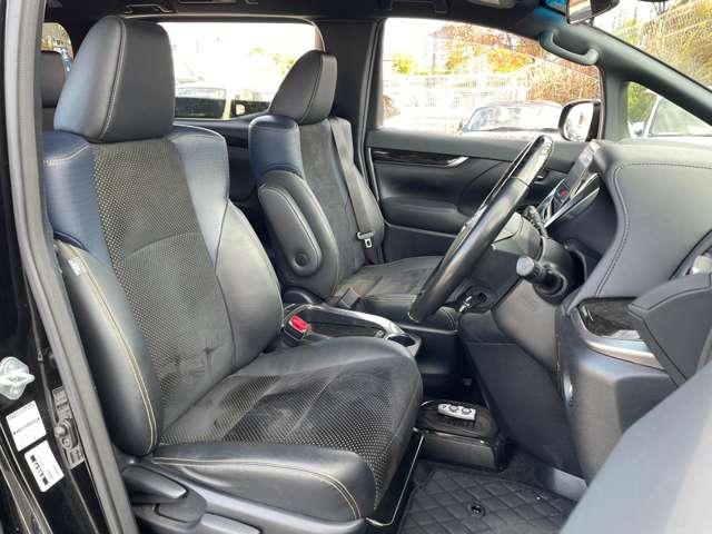 ヴェルファイア ２．５Ｚ　Ａエディション　ゴールデンアイズ　ＴＲＤエアロパーツ＆フロントグリル／テイン車高調／ＷＯＲＫ２０インチアルミ／アルパイン１１インチメモリーナビ／１２．８型フリップダウンモニター／両側パワースライドドア／パワーバックドア／ＬＥＤライト（30枚目）