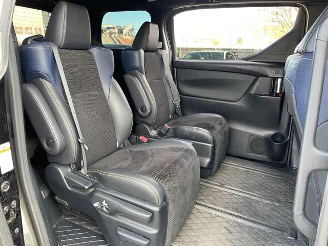 ヴェルファイア ２．５Ｚ　Ａエディション　ゴールデンアイズ　ＴＲＤエアロパーツ＆フロントグリル／テイン車高調／ＷＯＲＫ２０インチアルミ／アルパイン１１インチメモリーナビ／１２．８型フリップダウンモニター／両側パワースライドドア／パワーバックドア／ＬＥＤライト（32枚目）