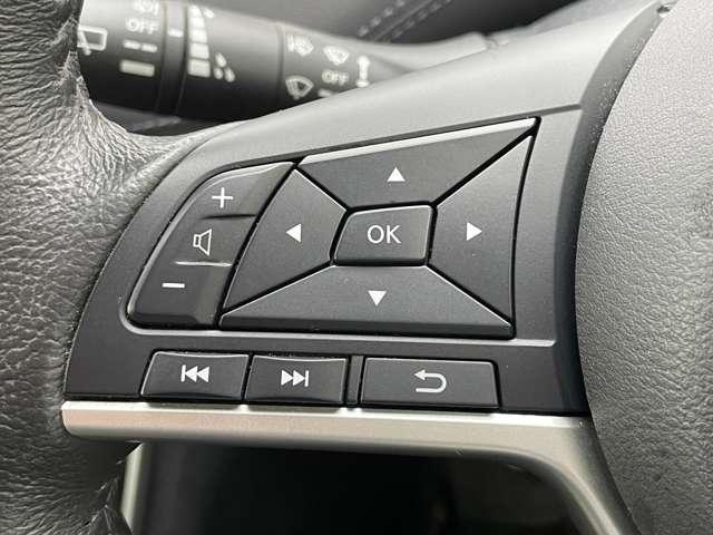 �u�X�e�A�����O�X�C�b�`�v�@�I�[�f�B�I�̑��삪�茳�łł��܂����O�������܂ܑ���ł���̂ň��S�ł���