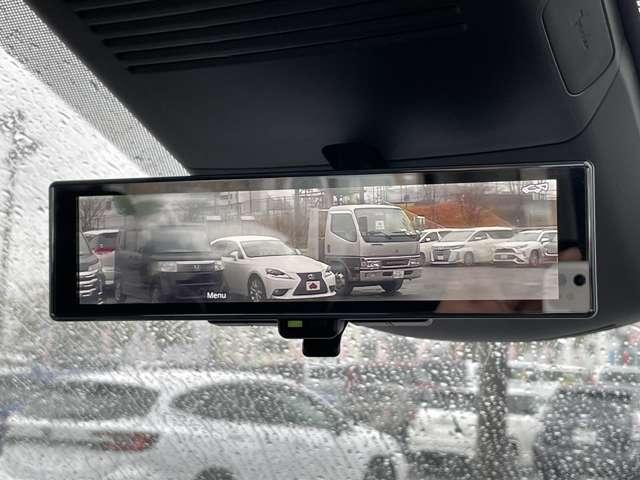 �u�C���e���W�F���g���[���~���[�v�@����J�������g�����ƂŌ�Ȃ̉ו������A�s���[�ɂ���Č�����E���Ղ��邱�ƂȂ��A������m�F���邱�Ƃ��ł��܂���