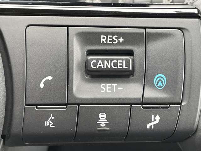 �u�C���e���W�F���g�N���[�Y�R���g���[���v�@�O�𑖂�N���}�Ƃ̎Ԋԋ��������ɕۂ��Ȃ��瑬�x�������ĒǏ]���Ă����̂ŁA�������h���C�u���̕��S���y�����܂���