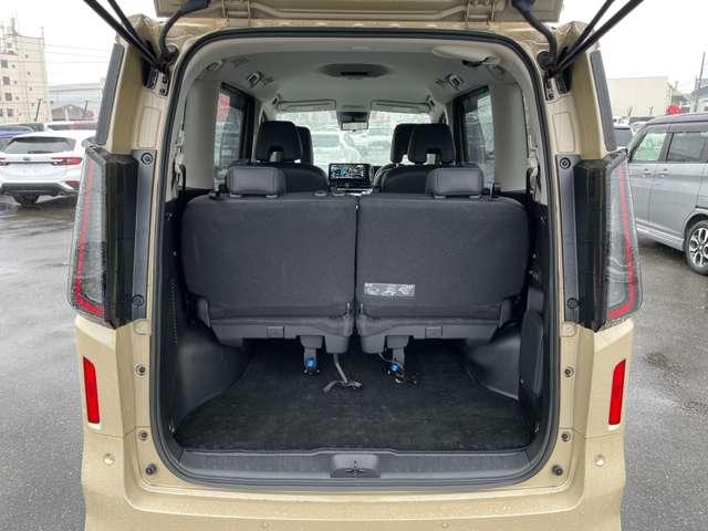 �u�g�����N�X�y�[�X�v�@�J�������傫���̂ő傫�ȉו����e�Ղɐςݍ��߂܂���