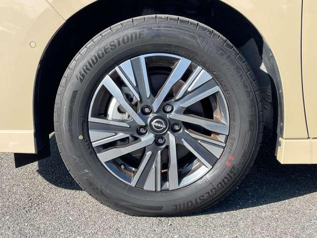 �u�����A���~�z�C�[���v�@�����P�U�C���`�A���~�z�C�[���I�e���[�J�[�ЊO�z�C�[����X�^�b�h���X�^�C���̔̔�������܂���