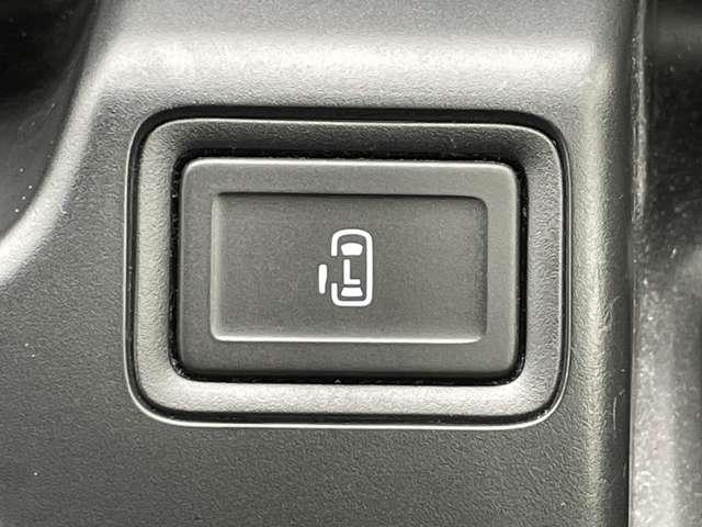 �u�Б��p���[�X���C�h�h�A�v�@�����X���C�h�h�A�͓d���J���\��ԓ��̃X�C�b�`��L�[�ő��삪�ł��܂���