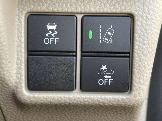 Ｎ－ＢＯＸ Ｇ・Ｌホンダセンシング　パワースライドドア／純正ナビ／バックカメラ／ＢＴオーディオ／スマートキー／ＬＥＤヘッドライト／シートヒーター（6枚目）