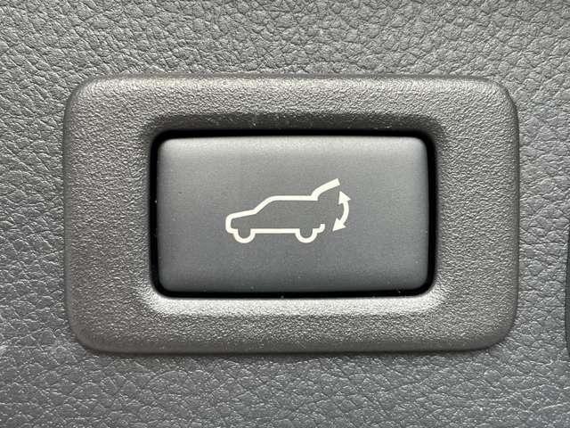 �u�p���[�o�b�N�h�A�v�@�o�b�N�h�A�͓d���J���\��ԓ��̃X�C�b�`��L�[�ő��삪�ł��܂���