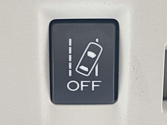 �u�k�c�v�i�Ԑ���E�x��j�v�@���s���Ɏԗ����Ԑ�����͂ݏo���Ȃ��悤�A�h���C�o�[�ɒ��ӂ𑣂��܂���