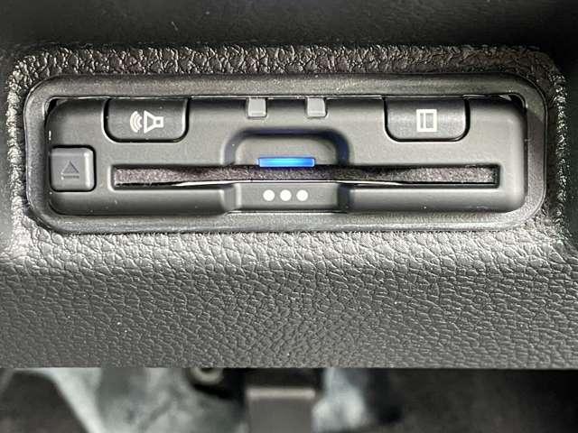 ＷＲ－Ｖ Ｚ　ブラックスタイル　ホンダセンシング／ホンダコネクトナビ／バックカメラ／ＢＴオーディオ／ＥＴＣ／ＬＥＤヘッドライト／スマートキー／ＥＴＣ／パドルシフト／パーキングセンサー／アダプティブクルコン（12枚目）