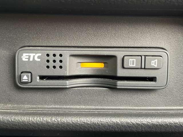 �u�d�s�b�ԍڊ�v�@�������ł̒ʍs���̎󂯎��◿���̎x�����̂��߂́A�ꎞ��~�⌻���̂��Ƃ肪�s�v����Ԃ��s�v�ɂȂ邱�Ƃɂ��a�؊ɘa�ɂ��З͂𔭊����܂���Z�b�g�A�b�v���J�[�`�X�ɂ��C������������