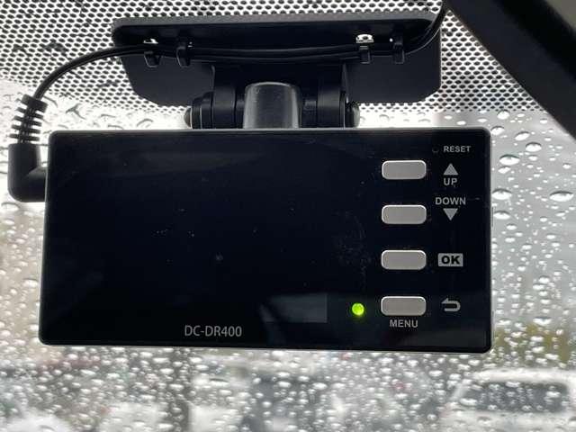 プリウス Ｓ　カロッツェリアメモリーナビ／バックカメラ／ＢＴオーディオ／ＥＴＣ／スマートキー／ディスチャージ（12枚目）