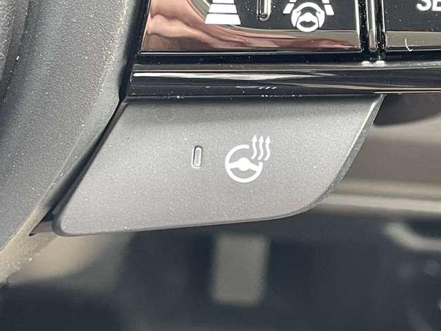 ヴェゼル ｅ：ＨＥＶ　Ｚ　禁煙車／ホンダセンシング／メーカーディスプレイ＆ナビ／バックカメラ／パワーバックドア／スマートキー／ＬＥＤヘッドライト／シート＆ステアヒーター／パドルシフト／ワイヤレス充電／コーナーセンサー（17枚目）