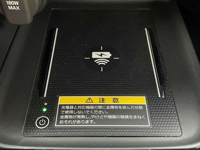ヴェゼル ｅ：ＨＥＶ　Ｚ　禁煙車／ホンダセンシング／メーカーディスプレイ＆ナビ／バックカメラ／パワーバックドア／スマートキー／ＬＥＤヘッドライト／シート＆ステアヒーター／パドルシフト／ワイヤレス充電／コーナーセンサー（18枚目）