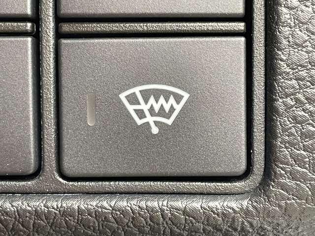 ヴェゼル ｅ：ＨＥＶ　Ｚ　禁煙車／ホンダセンシング／メーカーディスプレイ＆ナビ／バックカメラ／パワーバックドア／スマートキー／ＬＥＤヘッドライト／シート＆ステアヒーター／パドルシフト／ワイヤレス充電／コーナーセンサー（25枚目）