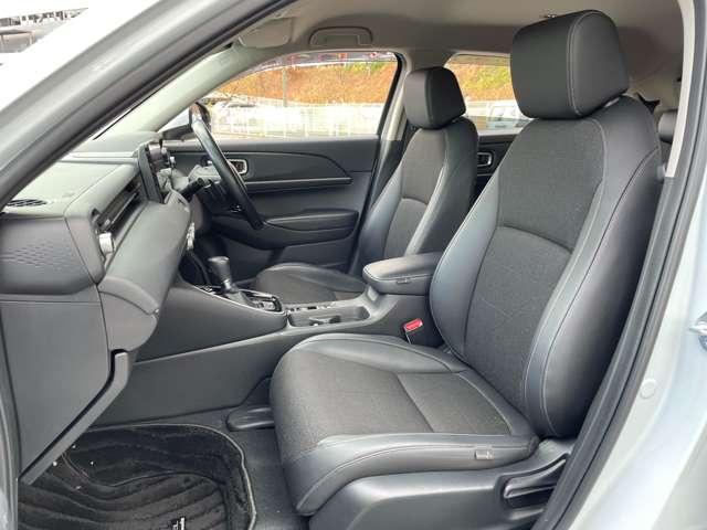 ヴェゼル ｅ：ＨＥＶ　Ｚ　禁煙車／ホンダセンシング／メーカーディスプレイ＆ナビ／バックカメラ／パワーバックドア／スマートキー／ＬＥＤヘッドライト／シート＆ステアヒーター／パドルシフト／ワイヤレス充電／コーナーセンサー（34枚目）