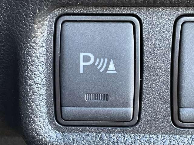 ノート ｅ－パワー　Ｘ　シーギア　ワンオーナー／エマージェンシーブレーキ／純正ナビ／バックカメラ／ＢＴオーディオ／インテリジェントキー／コーナーセンサー／ＥＴＣ（12枚目）