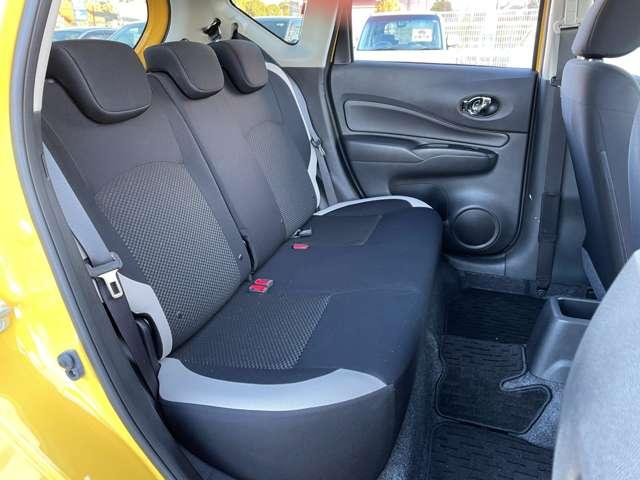 ノート ｅ－パワー　Ｘ　シーギア　ワンオーナー／エマージェンシーブレーキ／純正ナビ／バックカメラ／ＢＴオーディオ／インテリジェントキー／コーナーセンサー／ＥＴＣ（25枚目）