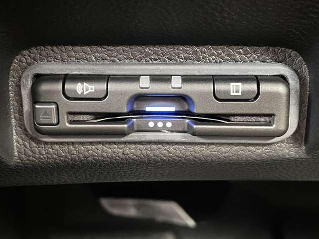 ヴェゼル ｅ：ＨＥＶ　Ｚ　禁煙車／ホンダセンシング／９インチＳＤナビ／バックカメラ／ＢＴオーディオ／ＬＥＤライト／スマートキー／パワーバックドア／コーナーセンサー／シート＆ステアヒーター／ヒルディセントコントロール（15枚目）