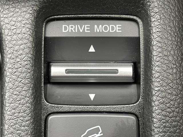 ヴェゼル ｅ：ＨＥＶ　Ｚ　禁煙車／ホンダセンシング／９インチＳＤナビ／バックカメラ／ＢＴオーディオ／ＬＥＤライト／スマートキー／パワーバックドア／コーナーセンサー／シート＆ステアヒーター／ヒルディセントコントロール（26枚目）