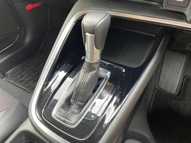 ヴェゼル ｅ：ＨＥＶ　Ｚ　禁煙車／ホンダセンシング／９インチＳＤナビ／バックカメラ／ＢＴオーディオ／ＬＥＤライト／スマートキー／パワーバックドア／コーナーセンサー／シート＆ステアヒーター／ヒルディセントコントロール（29枚目）