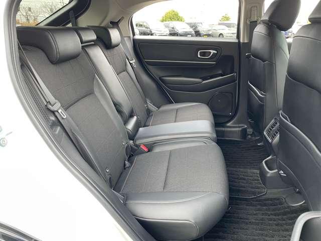 ヴェゼル ｅ：ＨＥＶ　Ｚ　禁煙車／ホンダセンシング／９インチＳＤナビ／バックカメラ／ＢＴオーディオ／ＬＥＤライト／スマートキー／パワーバックドア／コーナーセンサー／シート＆ステアヒーター／ヒルディセントコントロール（34枚目）