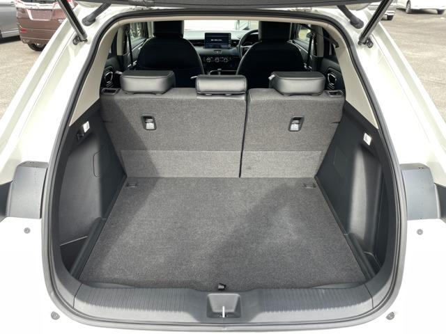 ヴェゼル ｅ：ＨＥＶ　Ｚ　禁煙車／ホンダセンシング／９インチＳＤナビ／バックカメラ／ＢＴオーディオ／ＬＥＤライト／スマートキー／パワーバックドア／コーナーセンサー／シート＆ステアヒーター／ヒルディセントコントロール（35枚目）
