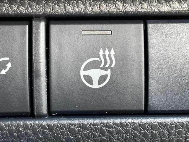 ハリアーハイブリッド Z レザーパッケージ セーフティセンス/調光パノラマルーフ/パノラミックビューモニター/JBLプレミアムサウンド/純正ナビ/パワーバックドア/ワイヤレス充電/スマートキー/LEDヘッドライト/快適温熱シート/ステアヒーター(18枚目)