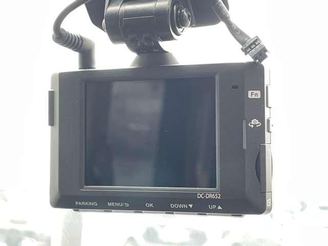 ルーミー カスタムＧ－Ｔ　スマートアシスト／両側パワースライドドア／ディスプレイオーディオ／バックカメラ／ＢＴオーディオ／前席シートヒーター／ＬＥＤヘッドライト／コーナーセンサー／スマートキー／レーダークルコン／純正アルミ（17枚目）