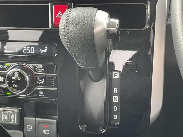 ルーミー カスタムＧ－Ｔ　スマートアシスト／両側パワースライドドア／ディスプレイオーディオ／バックカメラ／ＢＴオーディオ／前席シートヒーター／ＬＥＤヘッドライト／コーナーセンサー／スマートキー／レーダークルコン／純正アルミ（21枚目）