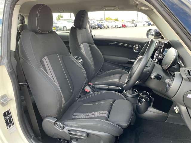 �u�^�]�ȁv�@�V�[�g�Ȃǂ̏�Ԃ��ǂ��A�ڗ��悤�ȏ��≘��͂���܂����