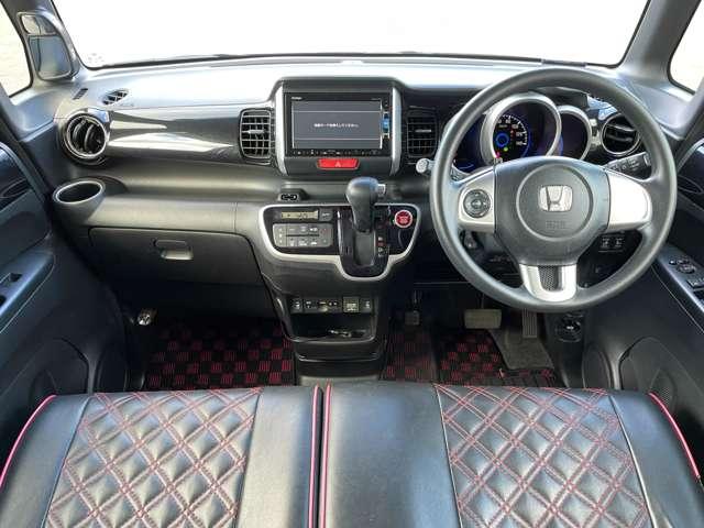 Ｎ－ＢＯＸカスタム Ｇ　ＳＳパッケージ　ギャザーズＳＤナビ／フルセグＴＶ／ＢＴオーディオ／ＤＶＤ再生／バックカメラ／スマートキー／両側パワースライドドア／ＨＩＤヘッドライト／ＬＥＤフォグ／純正１４インチアルミ／純正エアロ（5枚目）