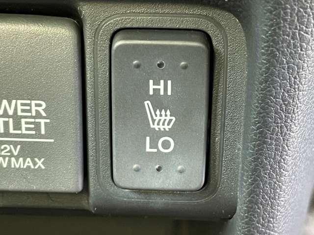 Ｎ－ＢＯＸカスタム Ｇ　ＳＳパッケージ　ギャザーズＳＤナビ／フルセグＴＶ／ＢＴオーディオ／ＤＶＤ再生／バックカメラ／スマートキー／両側パワースライドドア／ＨＩＤヘッドライト／ＬＥＤフォグ／純正１４インチアルミ／純正エアロ（10枚目）