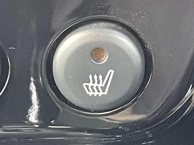 ジムニー ６６０ランドベンチャー　４ＷＤ　４名　前席シートヒーター／フルセグ対応メモリーナビ／純正アルミホイール１６インチ／ＥＴＣ／ＢＴオーディオ／ＤＶＤ再生／人工皮革コンビシート（7枚目）