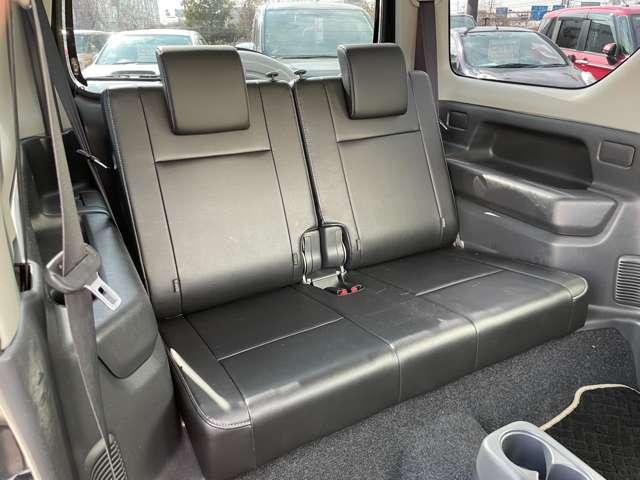 ジムニー ６６０ランドベンチャー　４ＷＤ　４名　前席シートヒーター／フルセグ対応メモリーナビ／純正アルミホイール１６インチ／ＥＴＣ／ＢＴオーディオ／ＤＶＤ再生／人工皮革コンビシート（21枚目）