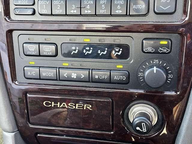 チェイサー アバンテ　ワンオーナー／運転席パワーシート／ＣＤオーディオデッキ／オートエアコン／パワーステアリング／フォグライト／ＡＢＳ（6枚目）