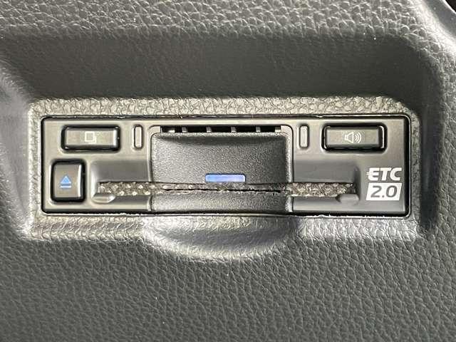 ヴォクシー 1.8ハイブリッドS-Z 7名 ワンオーナー/禁煙車/トヨタセーフティーセンス&チームメイト/プロアクティブドライビングサポート/パノラミックビューモニター/クリアランスソナー/両側電動スライドドア/シートヒーター/ハンドルヒーター(24枚目)