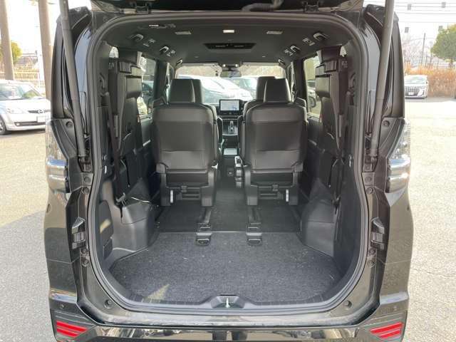 ヴォクシー 1.8ハイブリッドS-Z 7名 ワンオーナー/禁煙車/トヨタセーフティーセンス&チームメイト/プロアクティブドライビングサポート/パノラミックビューモニター/クリアランスソナー/両側電動スライドドア/シートヒーター/ハンドルヒーター(45枚目)