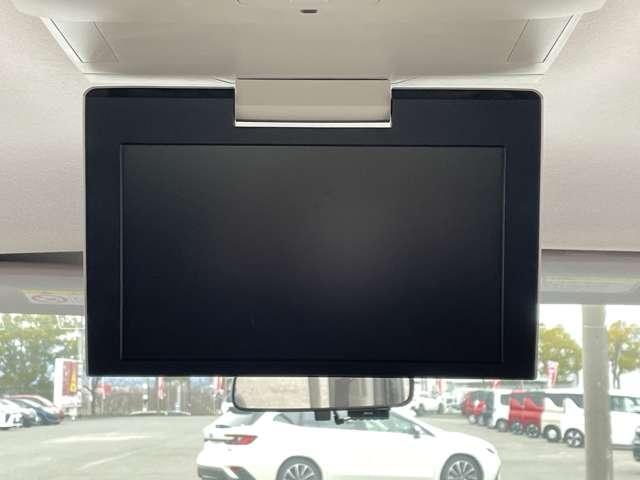 ノア Ｘ　ディライトプラス　純正９インチＳＤナビ／フリップダウンモニター／フルセグＴＶ／ＢＴオーディオ／ＤＶＤ再生／バックカメラ／スマートエントリー＆スタートシステム／両側パワースライドドア／ＬＥＤヘッドライト／コーナーセンサー（6枚目）