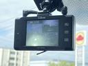 「ドライブレコーダー」 急停止や衝突などで車に衝撃が加わった時、映像・音声を記録する車載装置です♪