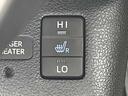 「前席シートヒーター」 シートの座面を温めるヒーターを運転席と助手席に装備♪