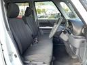 「運転席」 シートなどの状態も良く、目立つような傷や汚れはありません♪