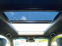 「ムーンルーフ」 電動で手軽に開閉でき、室内に解放感を演出♪さわやかな風と光を呼び込みます♪