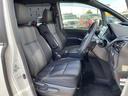 「運転席」 シートなどの状態も良く、目立つような傷や汚れはありません♪