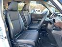 「運転席」　シートなどの状態も良く、目立つような傷や汚れはありません♪