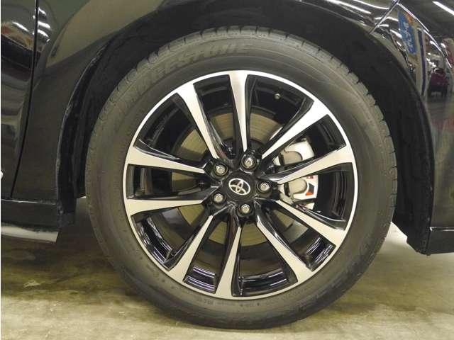エレガンス GRスポーツ 衝突軽減ブレーキ/レーダークルコン/後席モニター/サンルーフ/フルセグナビ・Bカメラ/LEDライト/1オーナー/禁煙車(16枚目)