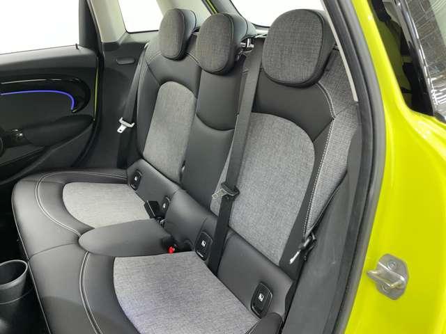 ＭＩＮＩ クーパーＳ　インテリジェントセーフティ／オートスタートストップ／ブラックルーフ／ＢＬＵＥＴＯＯＴＨ／バックカメラ／ＬＥＤヘッドランプ／純正１７インチＡＷ／障害物センサー／シートヒーター／ＥＴＣ２．０／パワステ／（15枚目）