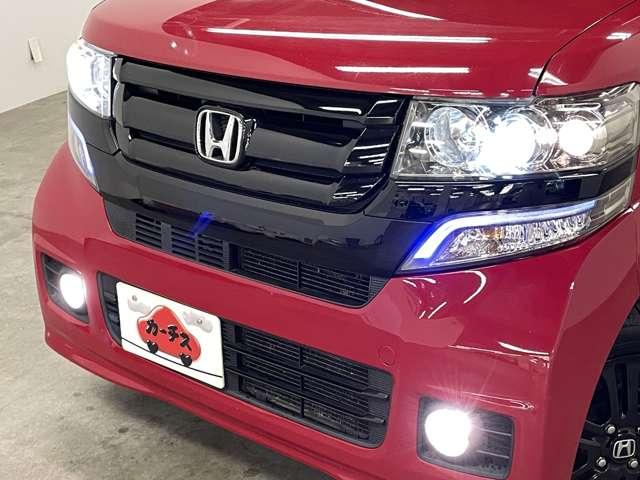 Ｎ－ＢＯＸカスタム ２トーンカラースタイル　Ｇ・Ｌパッケージ　禁煙車／ＣＴＢＡ／フルセグ付ギャザーズインターナビ／ＤＶＤ再生可／ＢＬＵＥＴＯＯＴＨ／バックモニター／ＨＩＤヘッドライト／アイドリングストップ／両側パワースライドドア／純正ブラック塗装ＡＷ／（21枚目）