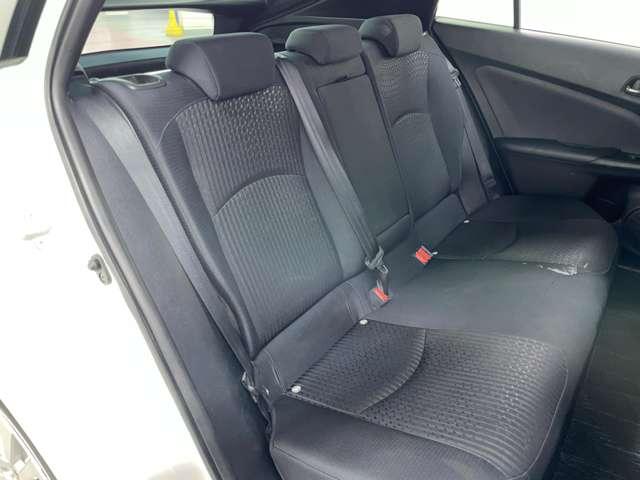 プリウス Sセーフティプラス セーフティセンス/アダブティブクルーズコントロール/フルセグ付9インチTコネクトSDナビ/走行中TV/DVD視聴可/Bluetooth対応/バックガイドモニター/純正AW/ETC/障害物センサー/(15枚目)