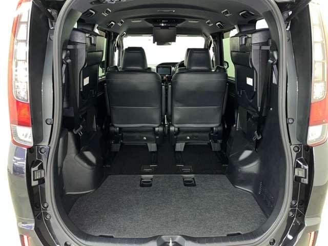 エスクァイア Ｇｉ　ブラックテーラード　禁煙車／セーフティセンスＣ／純正１１インチフリップタウンモニター／フルセグ付９インチＴコネクトＳＤナビ／走行中ＴＶ／ＤＶＤ視聴可／Ｂｌｕｅｔｏｏｔｈ対応／バックカメラ／両側電動スライドドア／純正ＡＷ／（23枚目）